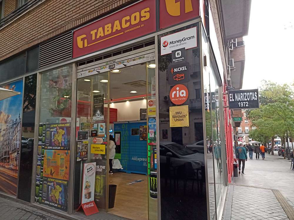 Fachada de Estanco Moncloa, en la calle Hilarión Eslava